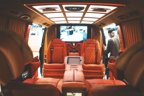 Palm Springs Limo Service Corporate Transportation